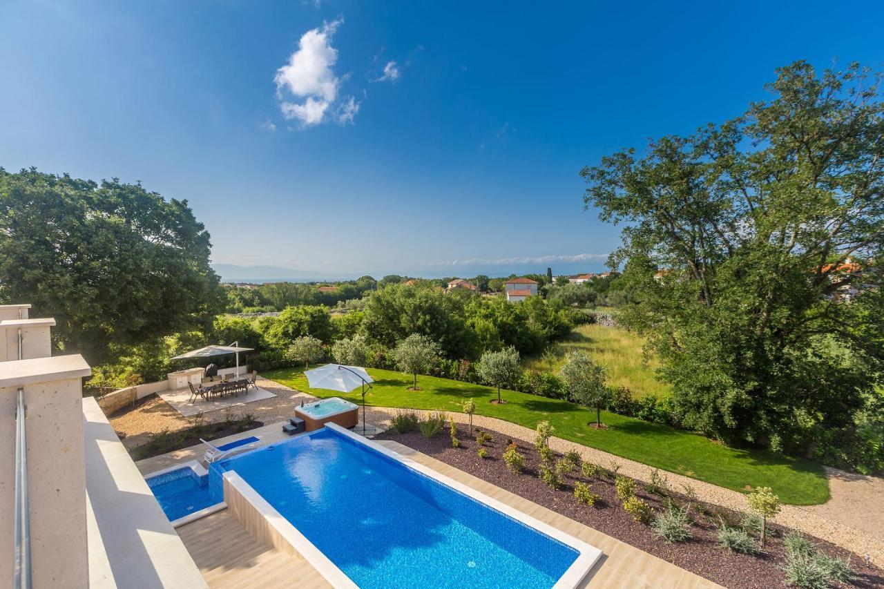 Villa Roko Malinska Exterior foto