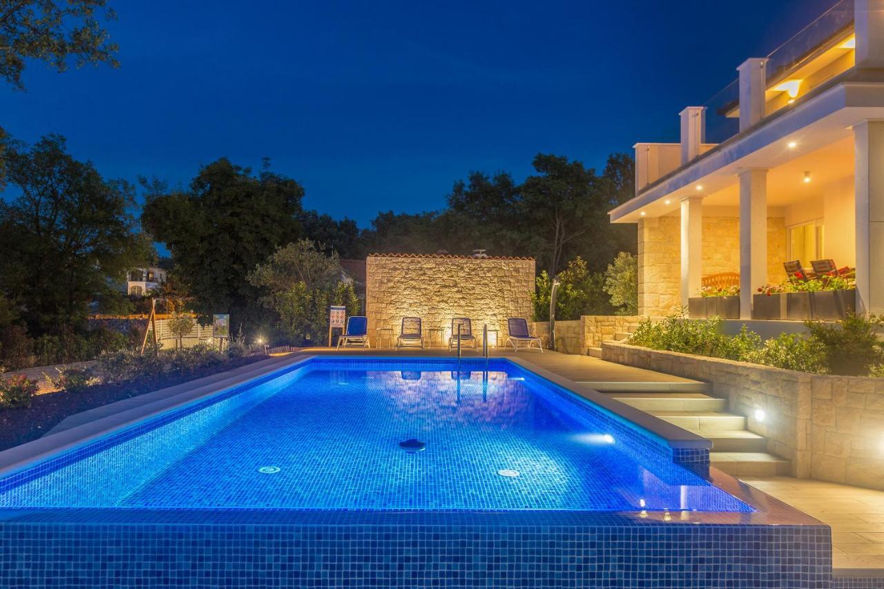 Villa Roko Malinska Exterior foto